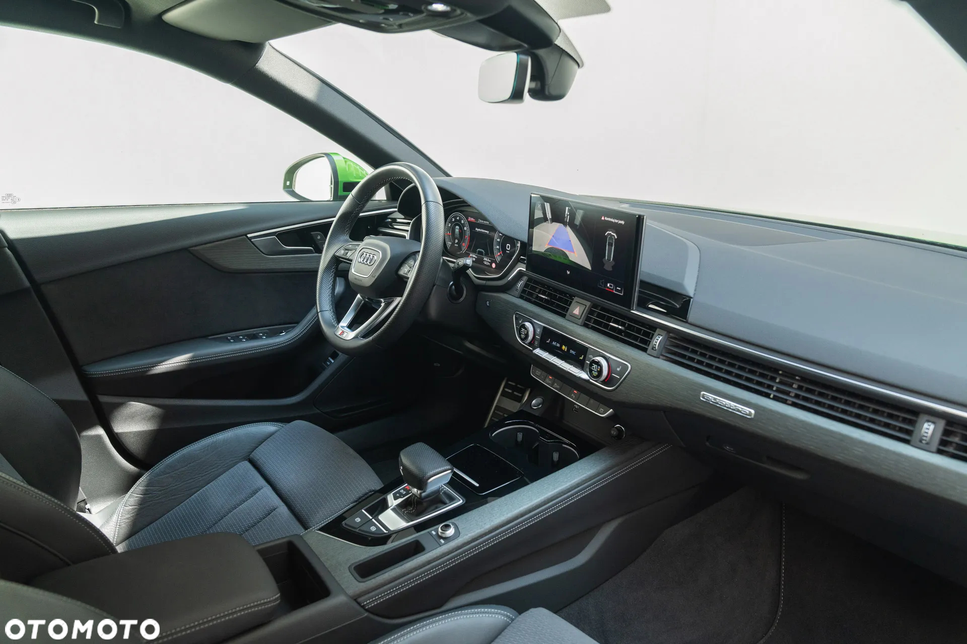 Audi A4 Avant 45 TFSI quattro S tronic S line - 27