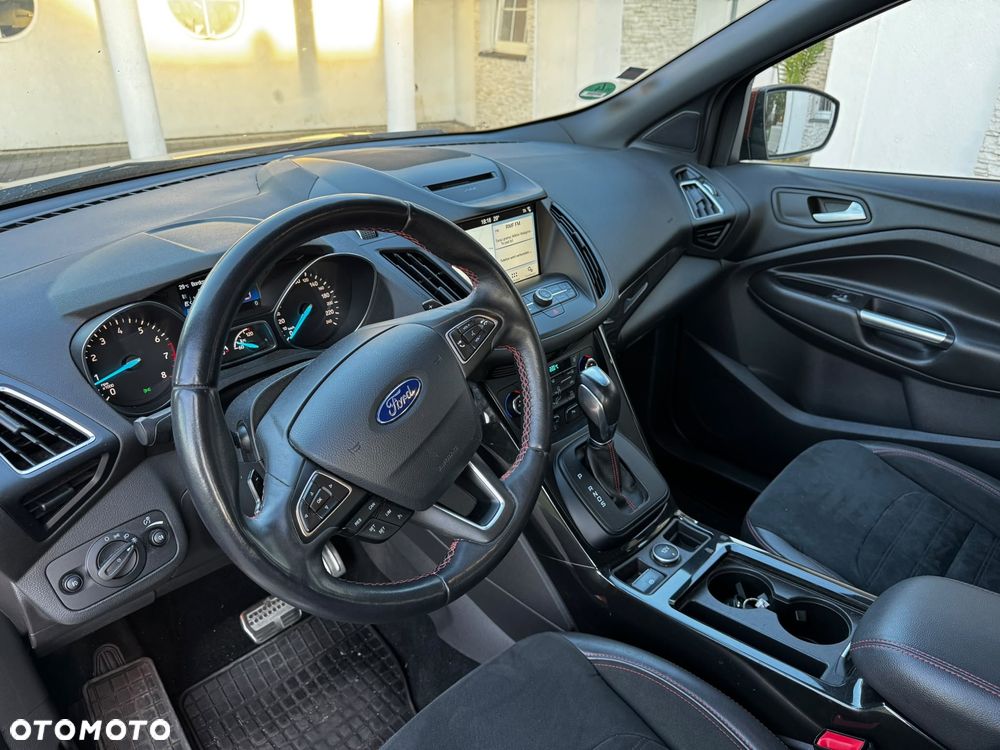 Ford Kuga 1.5 EcoBoost 4x4 ST-Line - 7