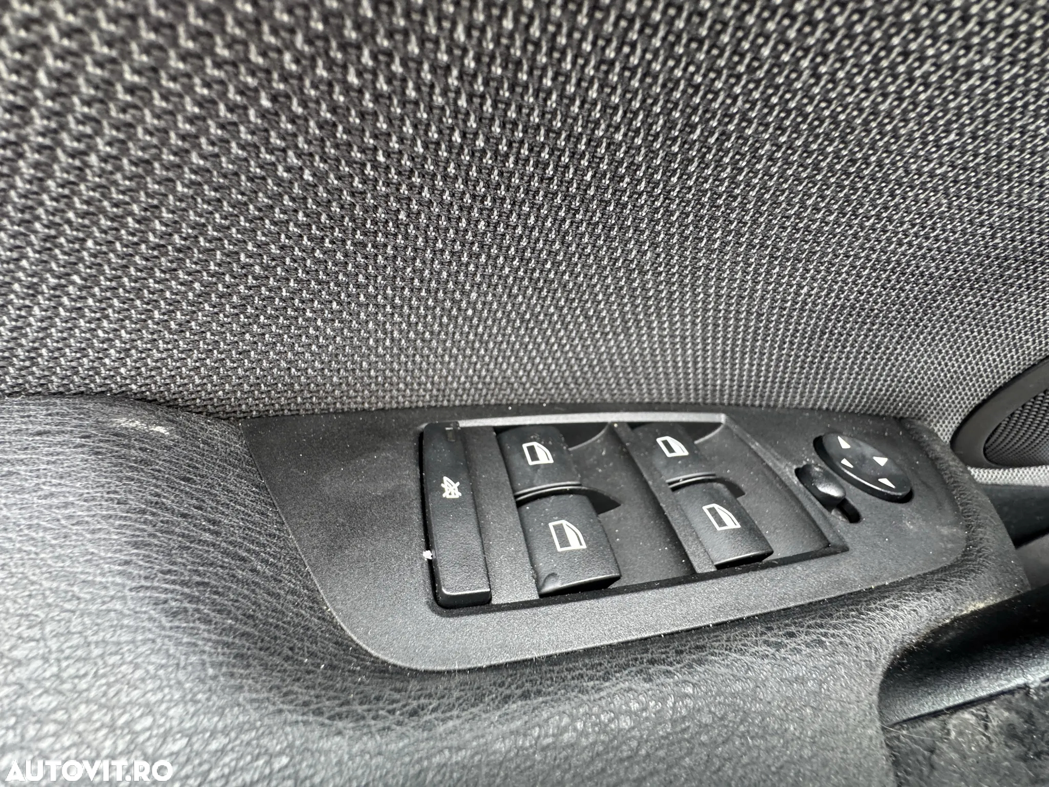 BMW X1 sDrive18d - 14
