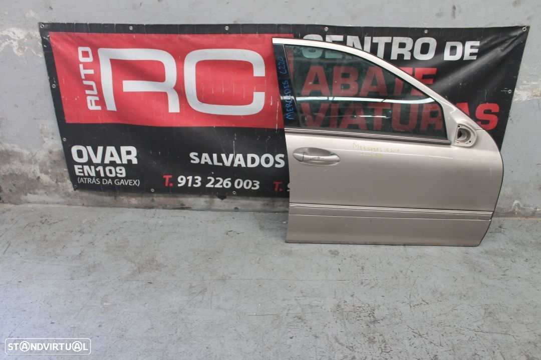 Porta da Frente do Lado Direito Mercedes C220 - 1