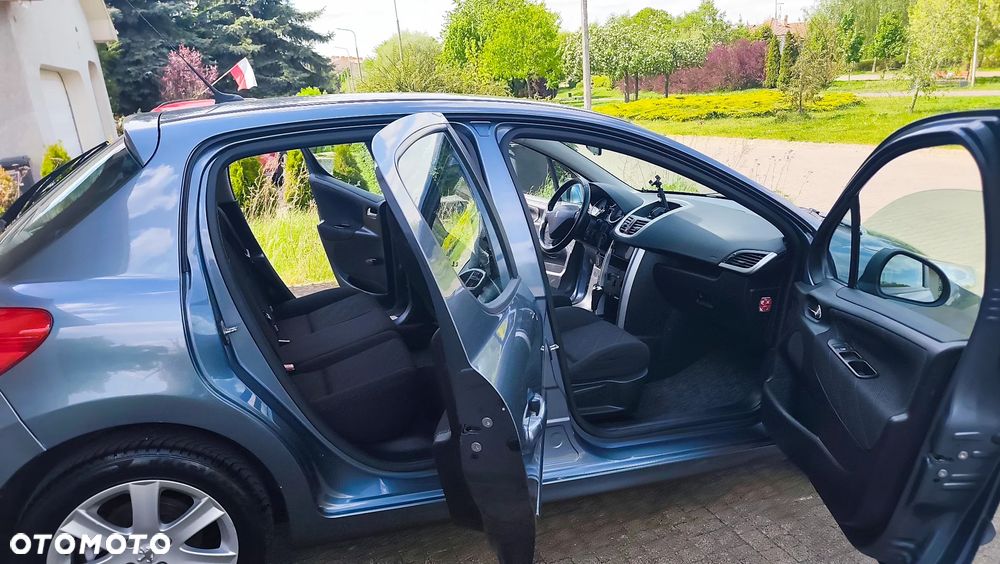 Peugeot 207 120 Automatik Premium - 29