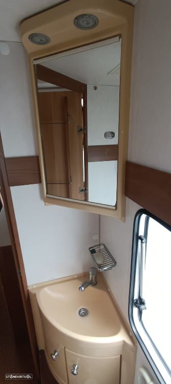 Ford Transit CARADO T135 - 12