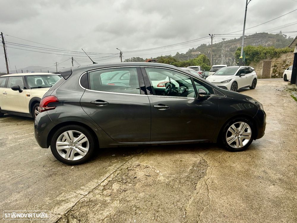 Peugeot 208 1.6 BlueHDi Allure - 27