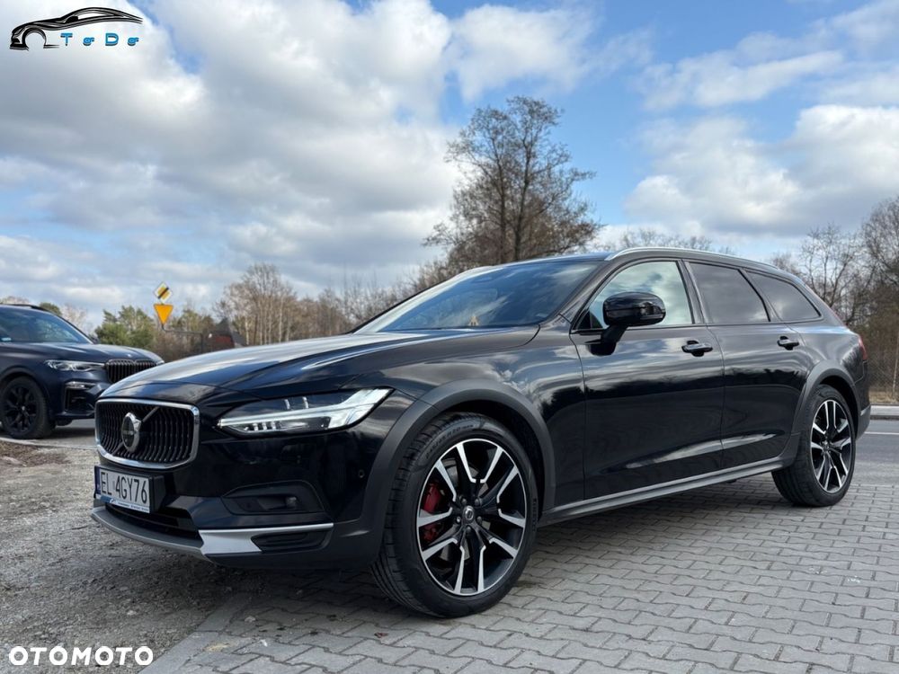 Volvo V90 Cross Country - 5