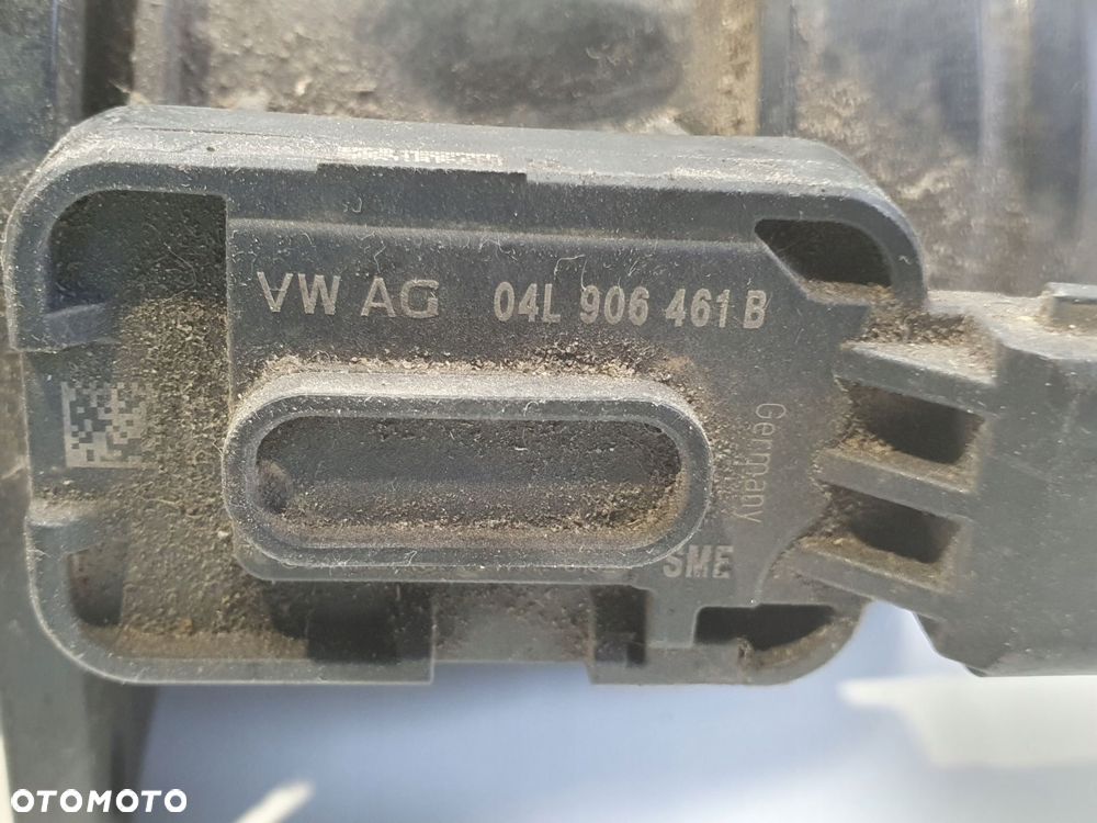 PRZEPŁYWOMIERZ Skoda Octavia III 1.6 TDI _ POWIETRZA 04L906461B 5WK98102 - 2