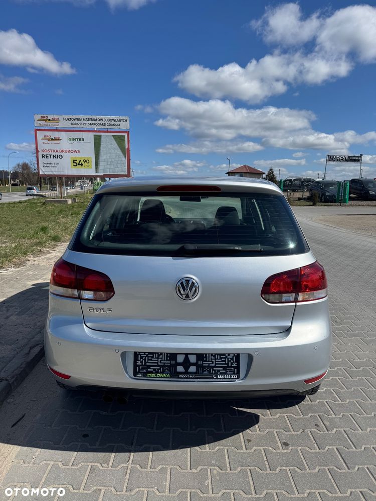 Volkswagen Golf - 11