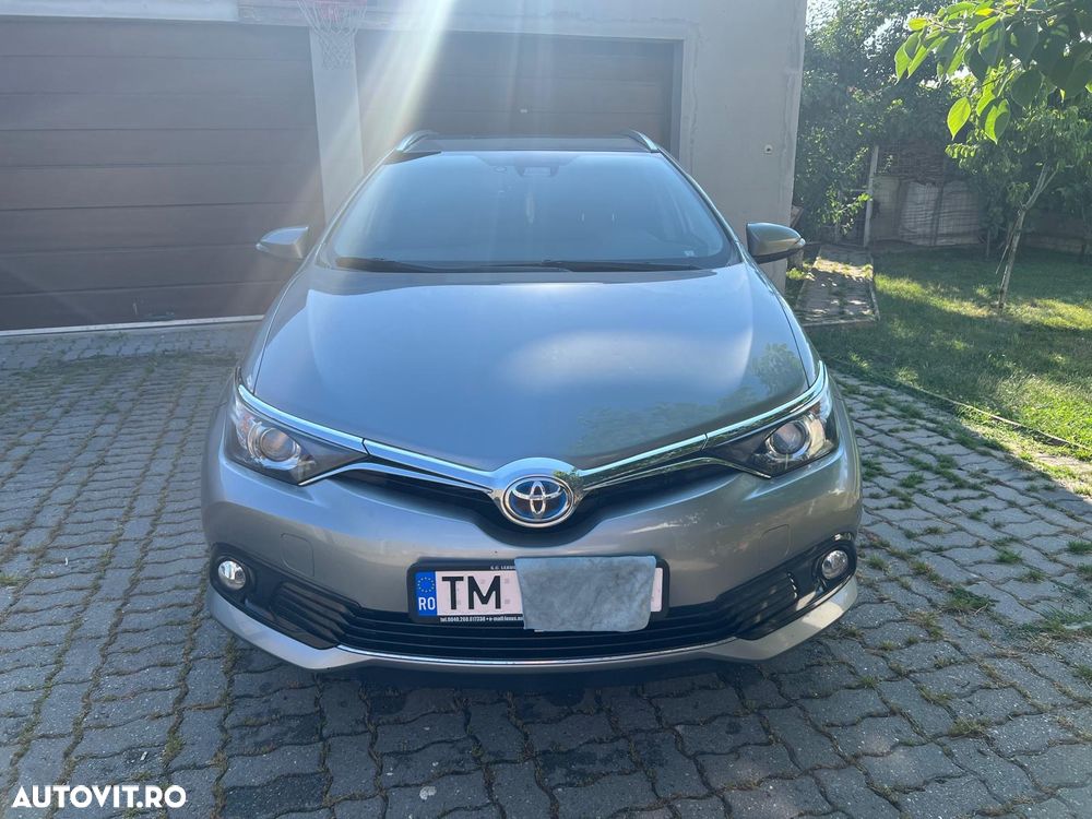 Toyota Auris - 1