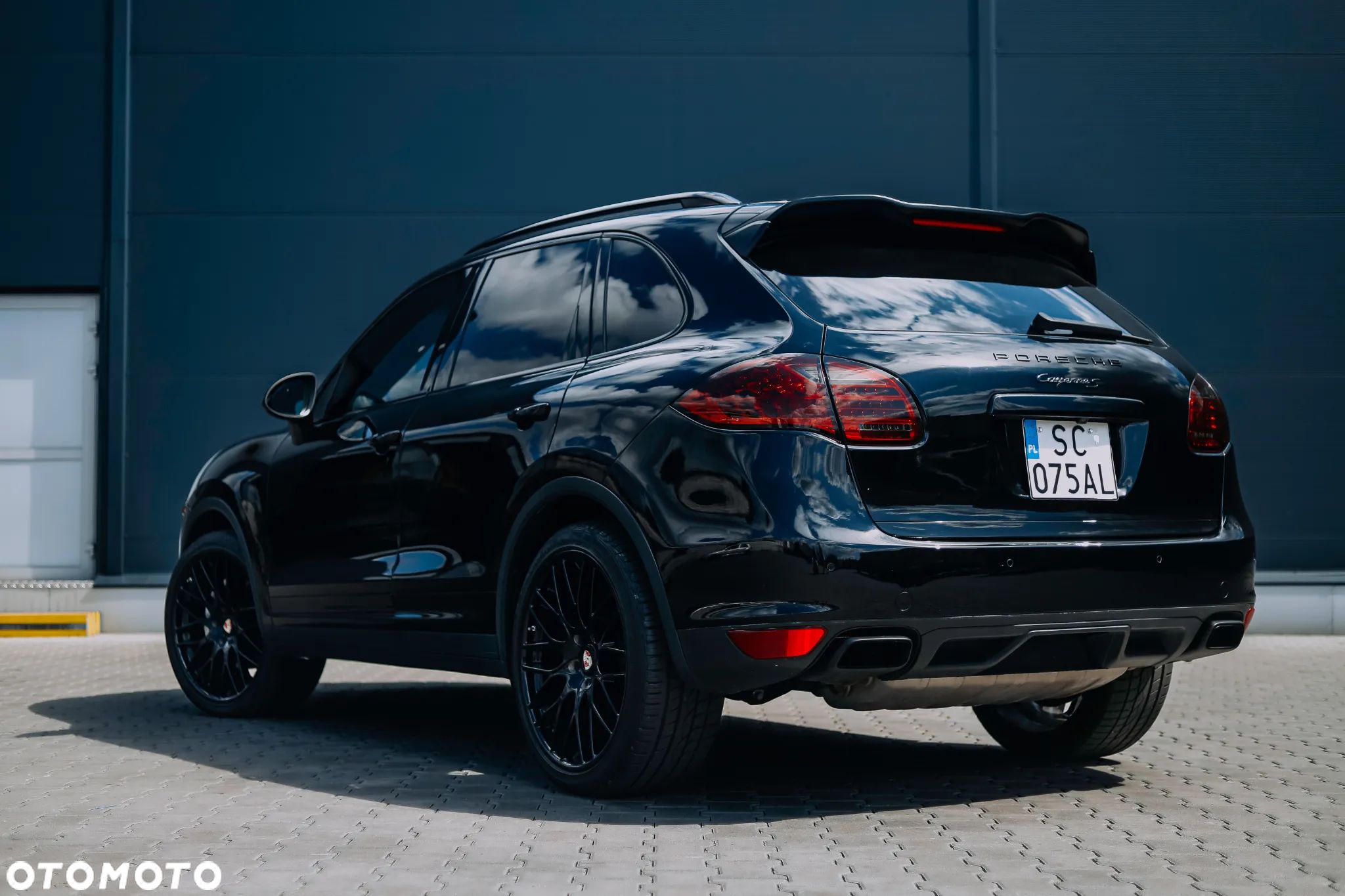 Porsche Cayenne S - 1