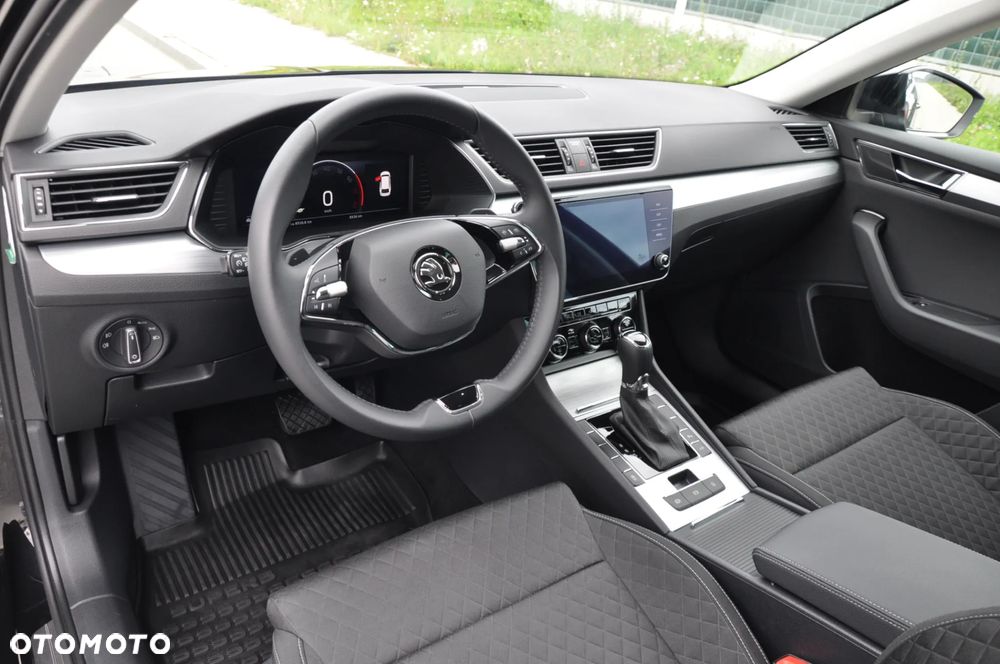 Skoda Superb 1.5 TSI Ambition DSG - 6