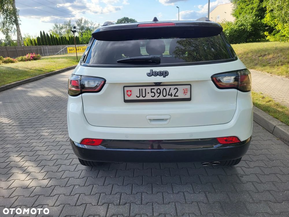 Jeep Compass - 4