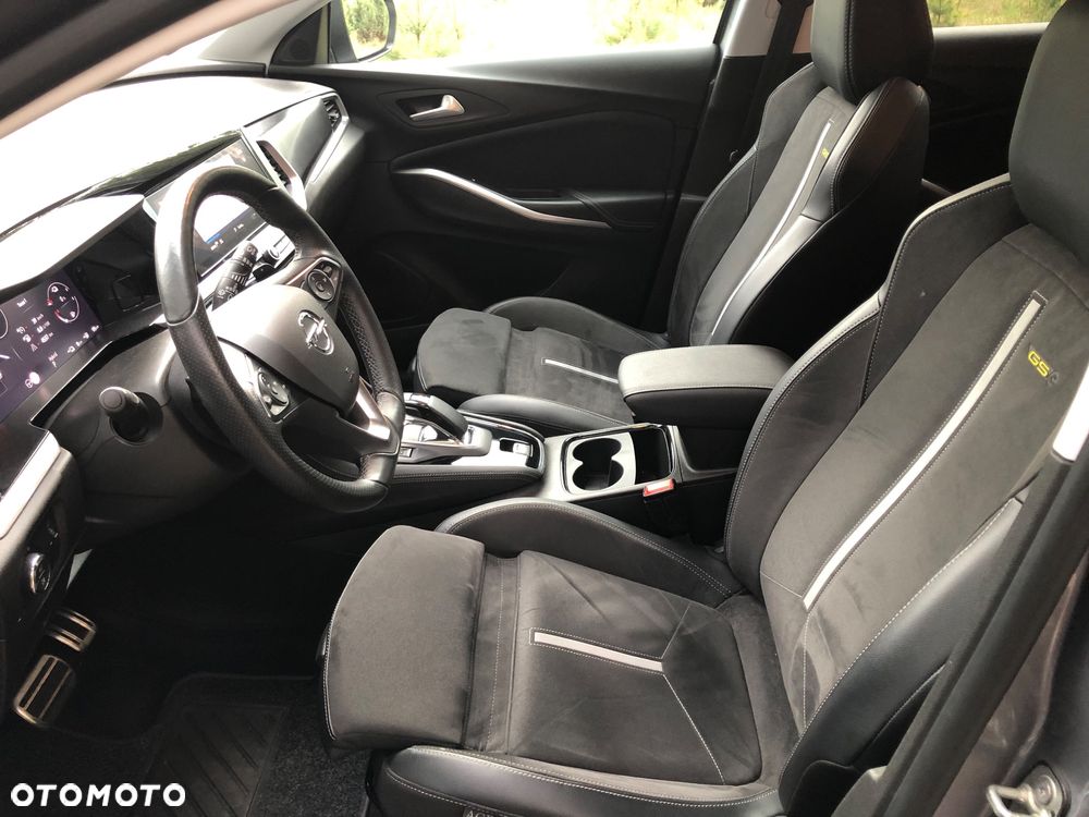 Opel Grandland X 1.6 T Design Line S&S - 11