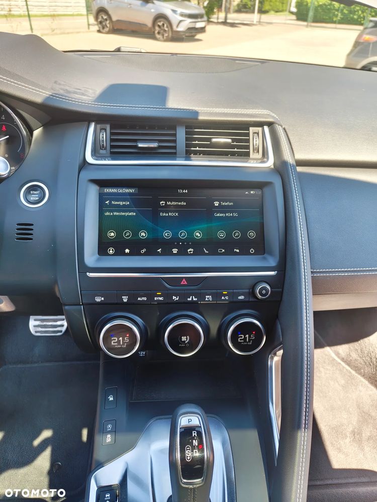 Jaguar E-Pace 2.0 P200 mHEV AWD R-Dynamic HSE - 12