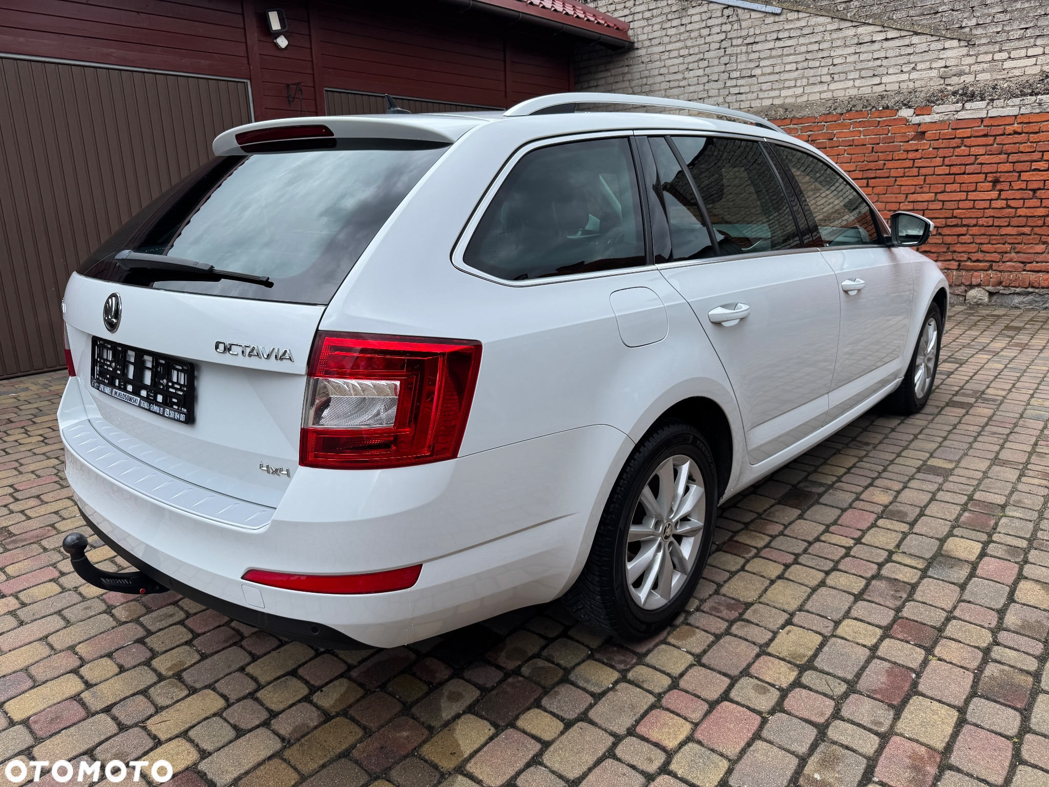 Skoda Octavia 1.6 TDI (Green tec) 4x4 Ambition - 9
