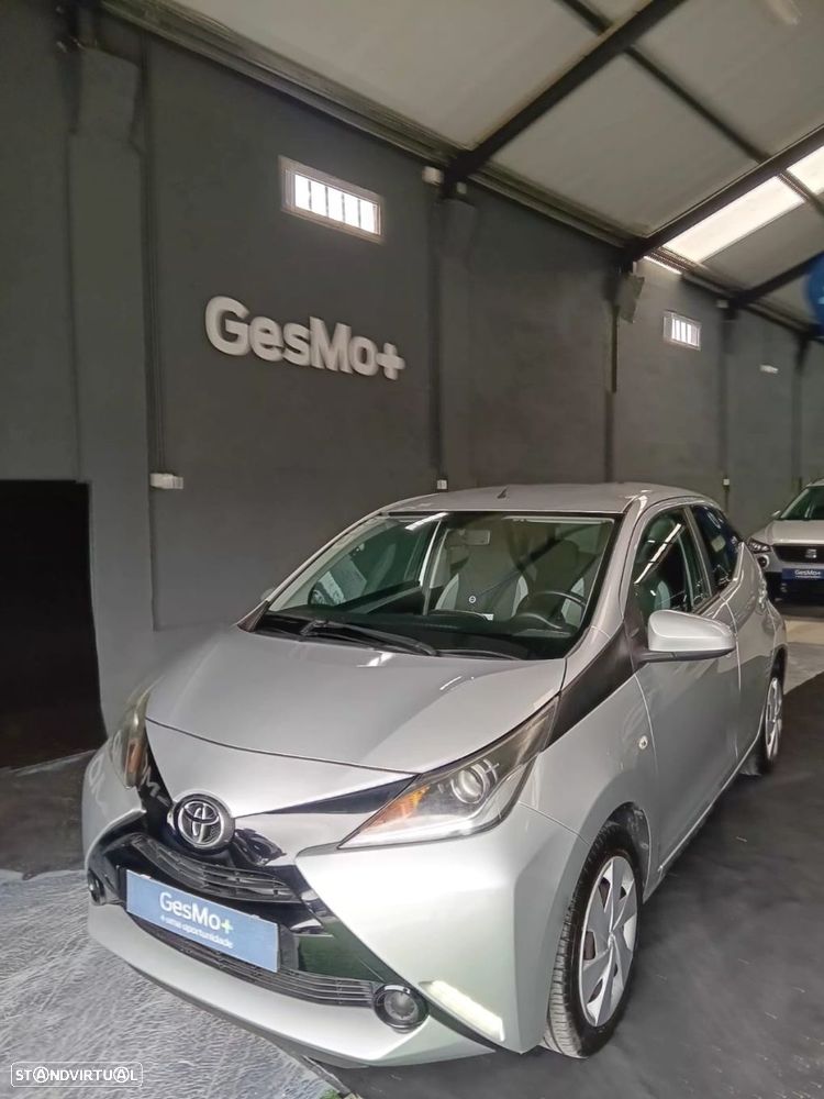Toyota Aygo 1.0 X-Play+AC - 24