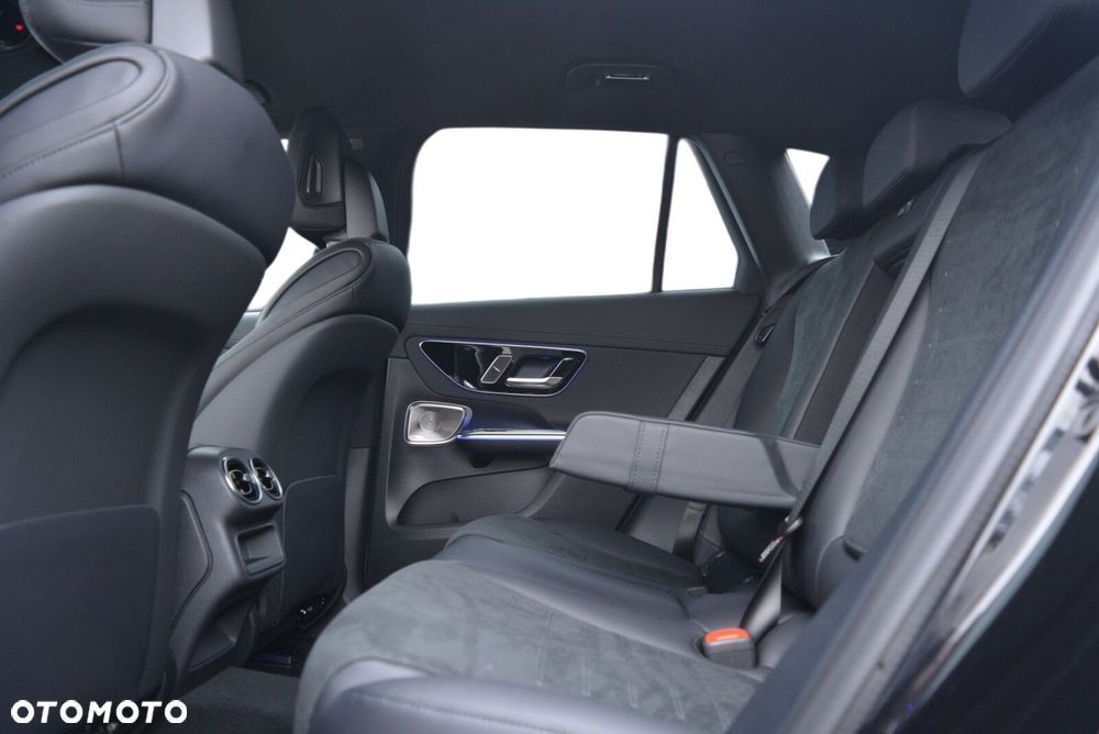 Mercedes-Benz GLC - 9