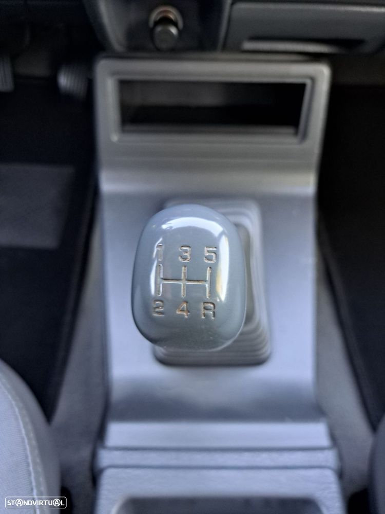 Mitsubishi L200 2.5 TD KING - 12