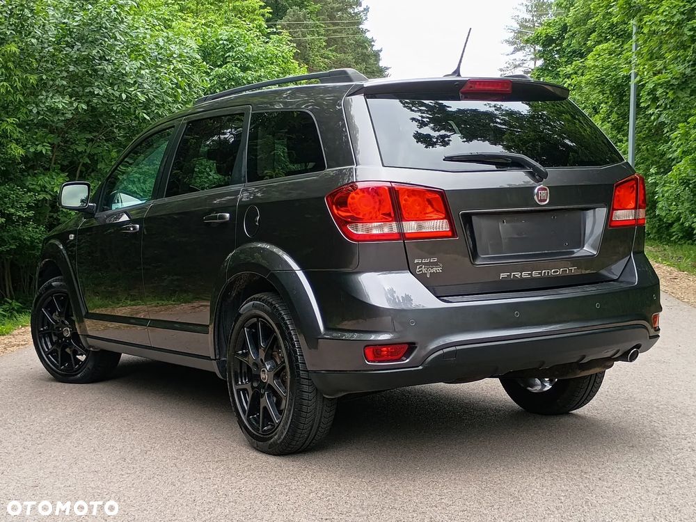 Fiat Freemont 2.0 Multijet Black Code AWD - 11