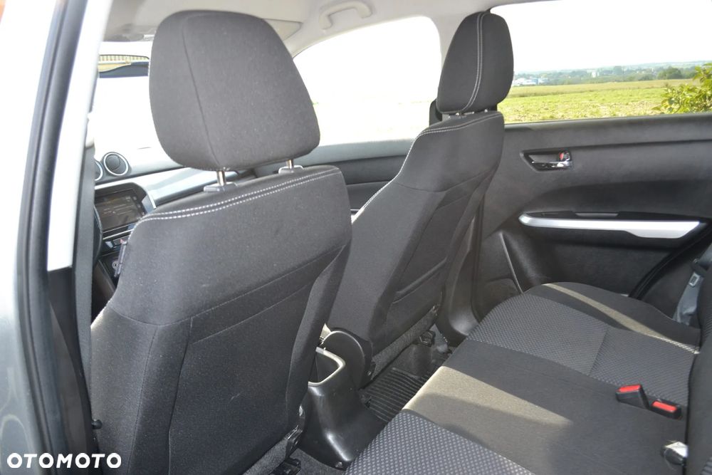 Suzuki Vitara - 8