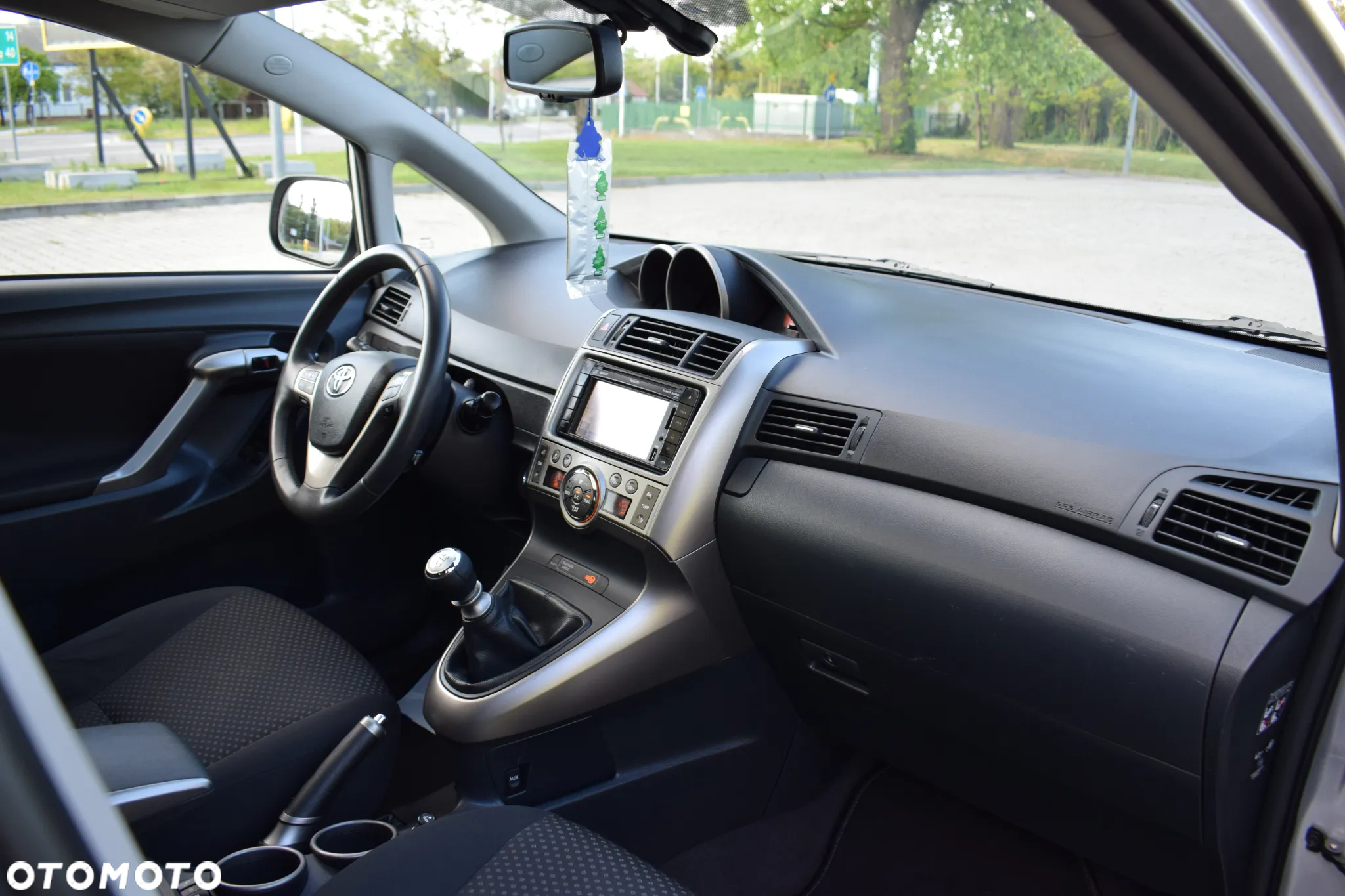 Toyota Verso 1.8 Sol plus 7os - 25