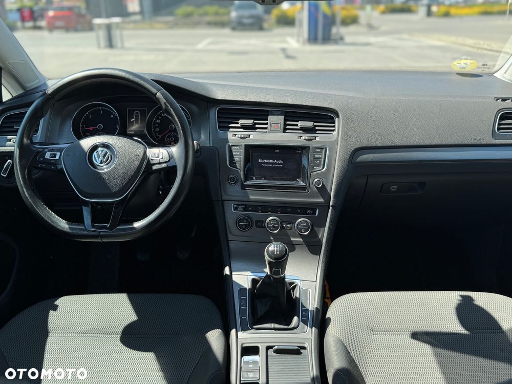 Volkswagen Golf 1.6 TDI DPF Comfortline - 18