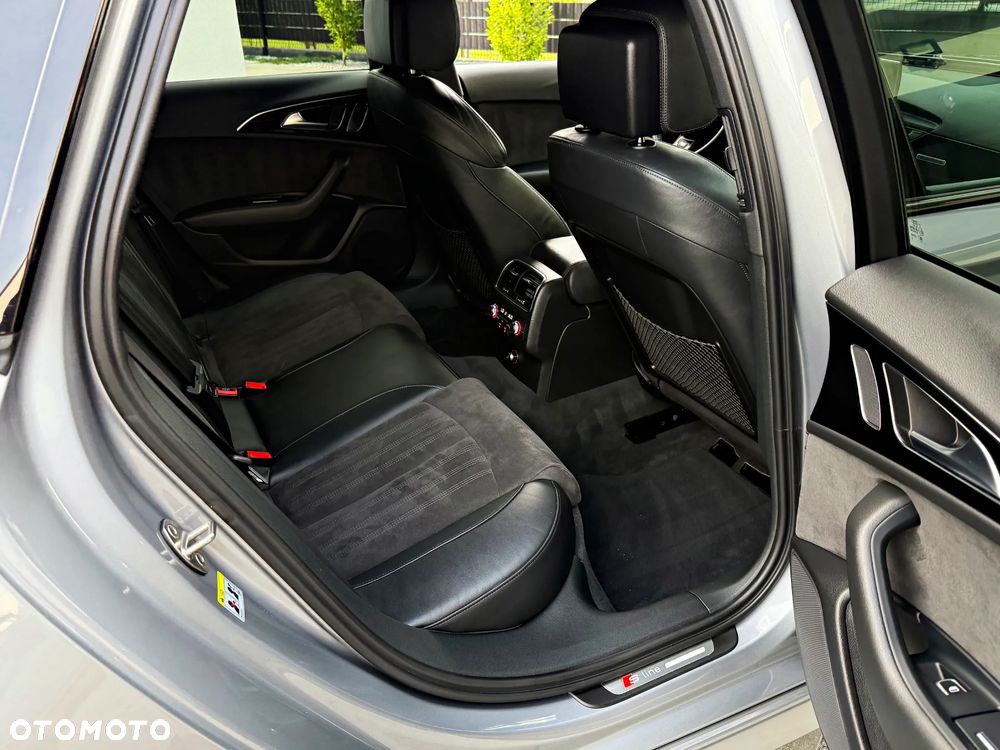 Audi A6 Avant 2.0 TDI quattro S tronic - 33