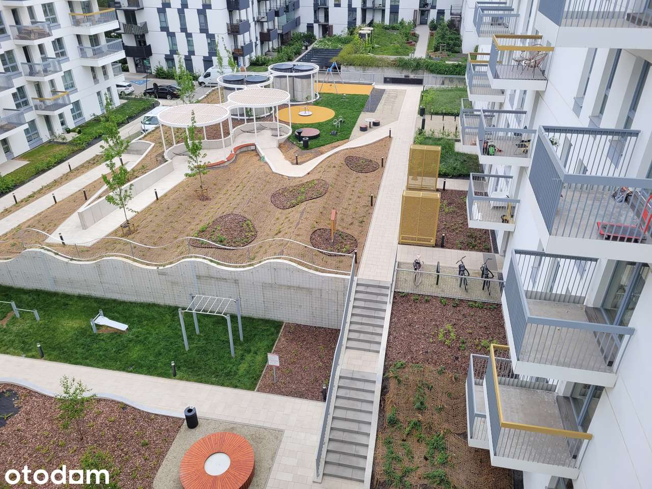 Nowe Mieszkanie w Wieży Jeżyce z Balkonem i Windą