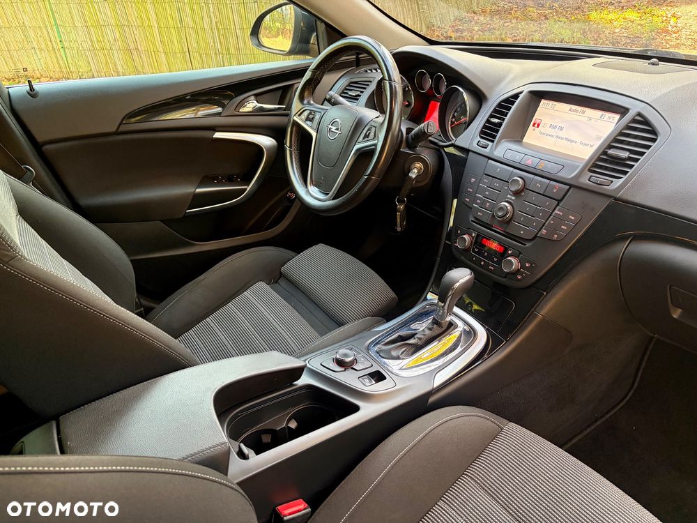 Opel Insignia - 15