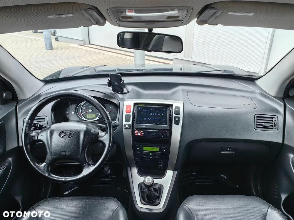 Hyundai Tucson 2.0 Comfort 2WD - 11