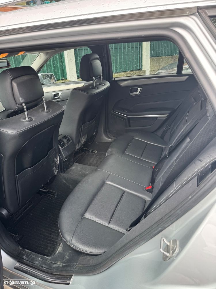 Mercedes-Benz E 220 BlueTEC Avantgarde Auto. - 12