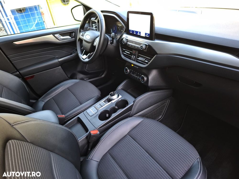 Ford Kuga 2.0 EcoBlue 4x4 Aut. TITANIUM X - 31