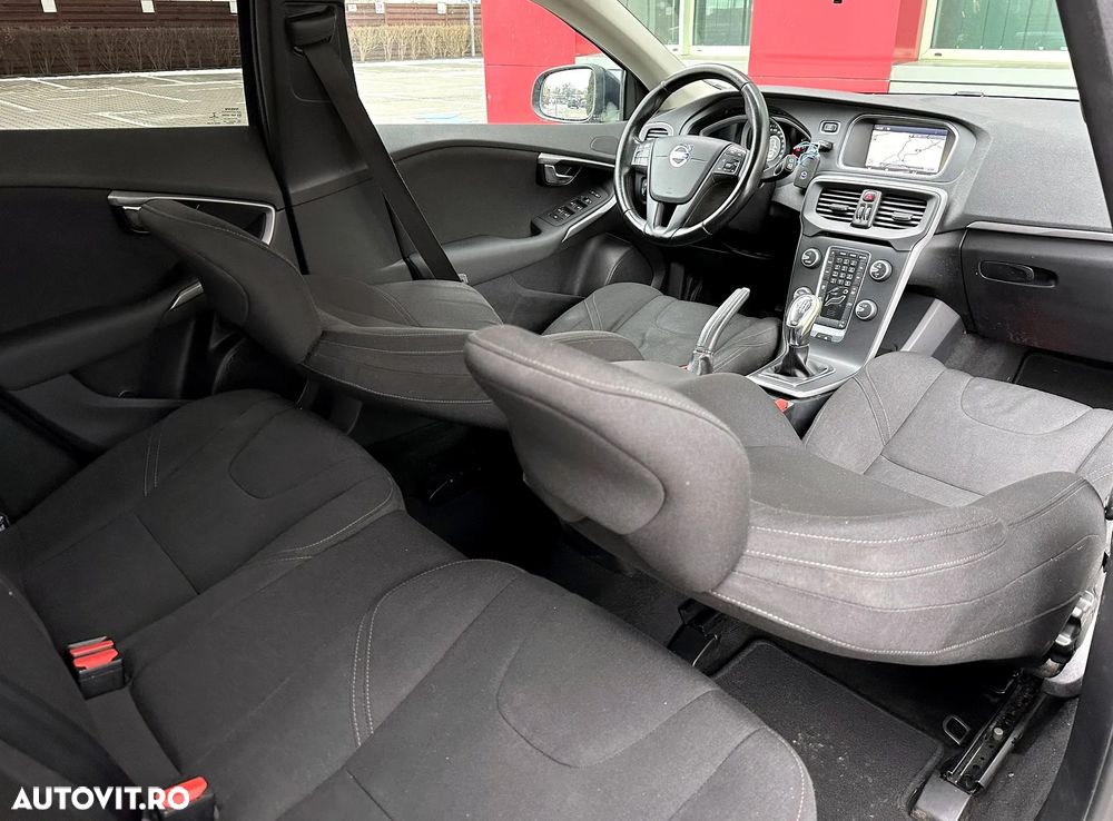 Volvo V40 - 11