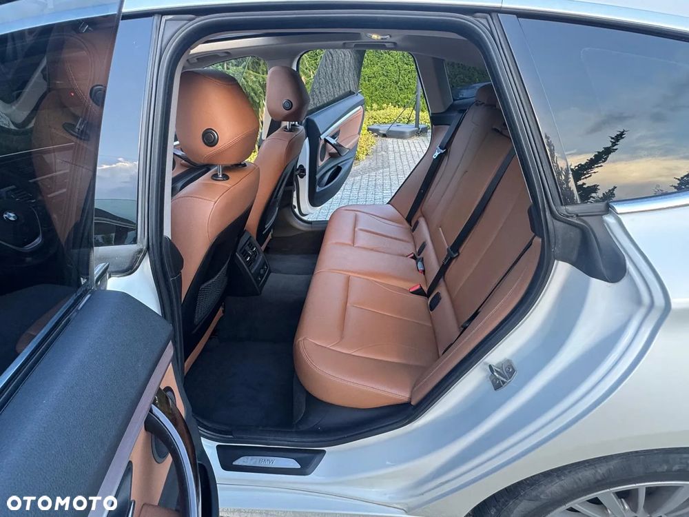 BMW 3GT 328i GT Luxury Line - 14