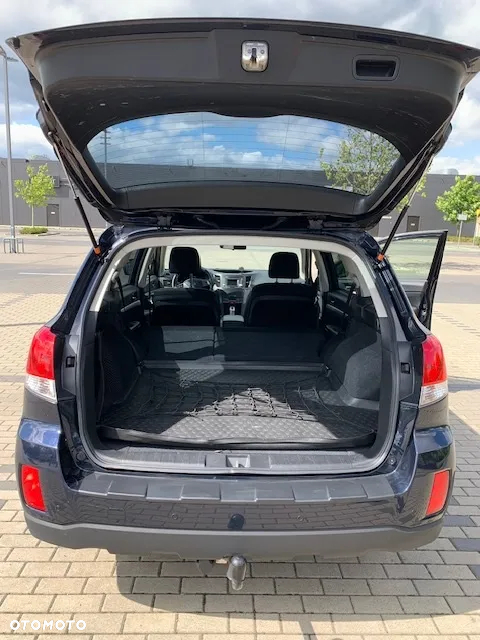 Subaru Outback - 25