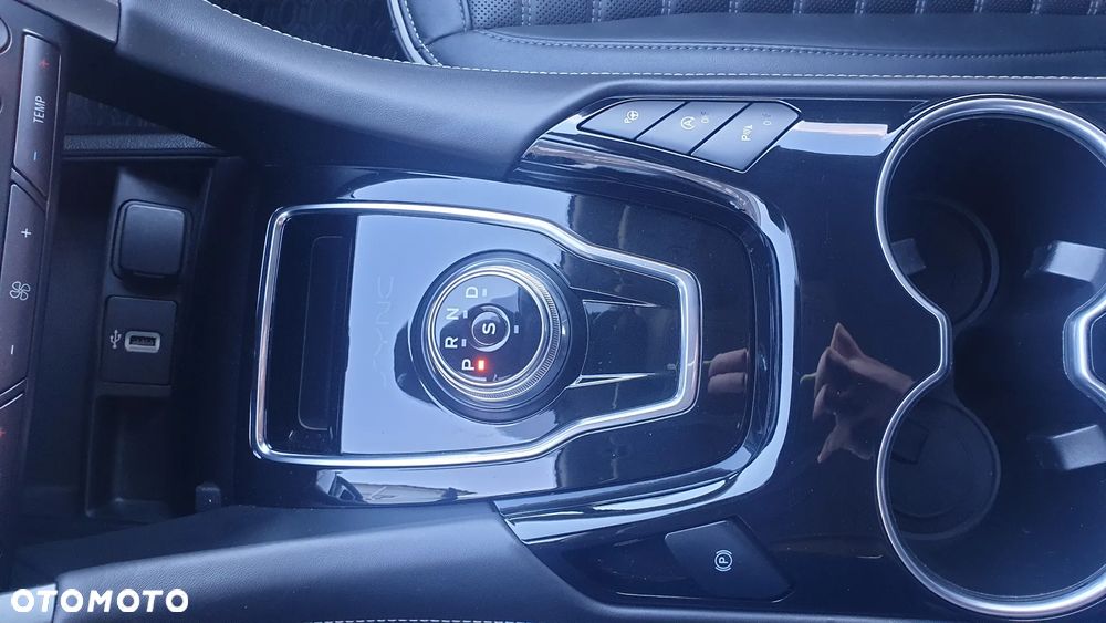 Ford Mondeo 2.0 EcoBlue Vignale - 30