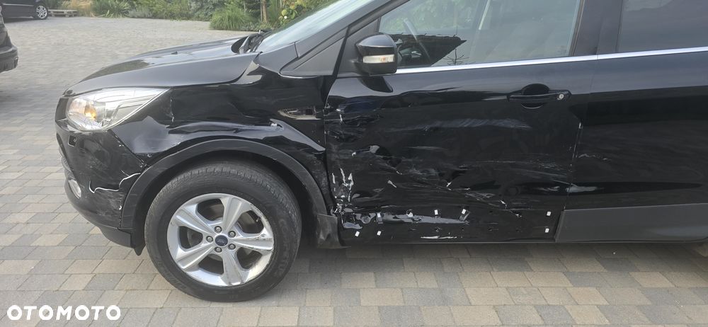 Ford Kuga 1.5 EcoBoost 2x4 SYNC - 2