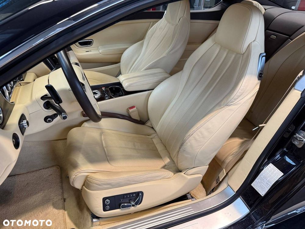 Bentley Continental GT - 21