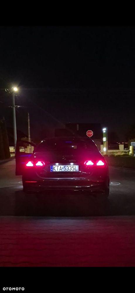 Mercedes-Benz Klasa E 220 d mHEV AMG 9G-Tronic - 24