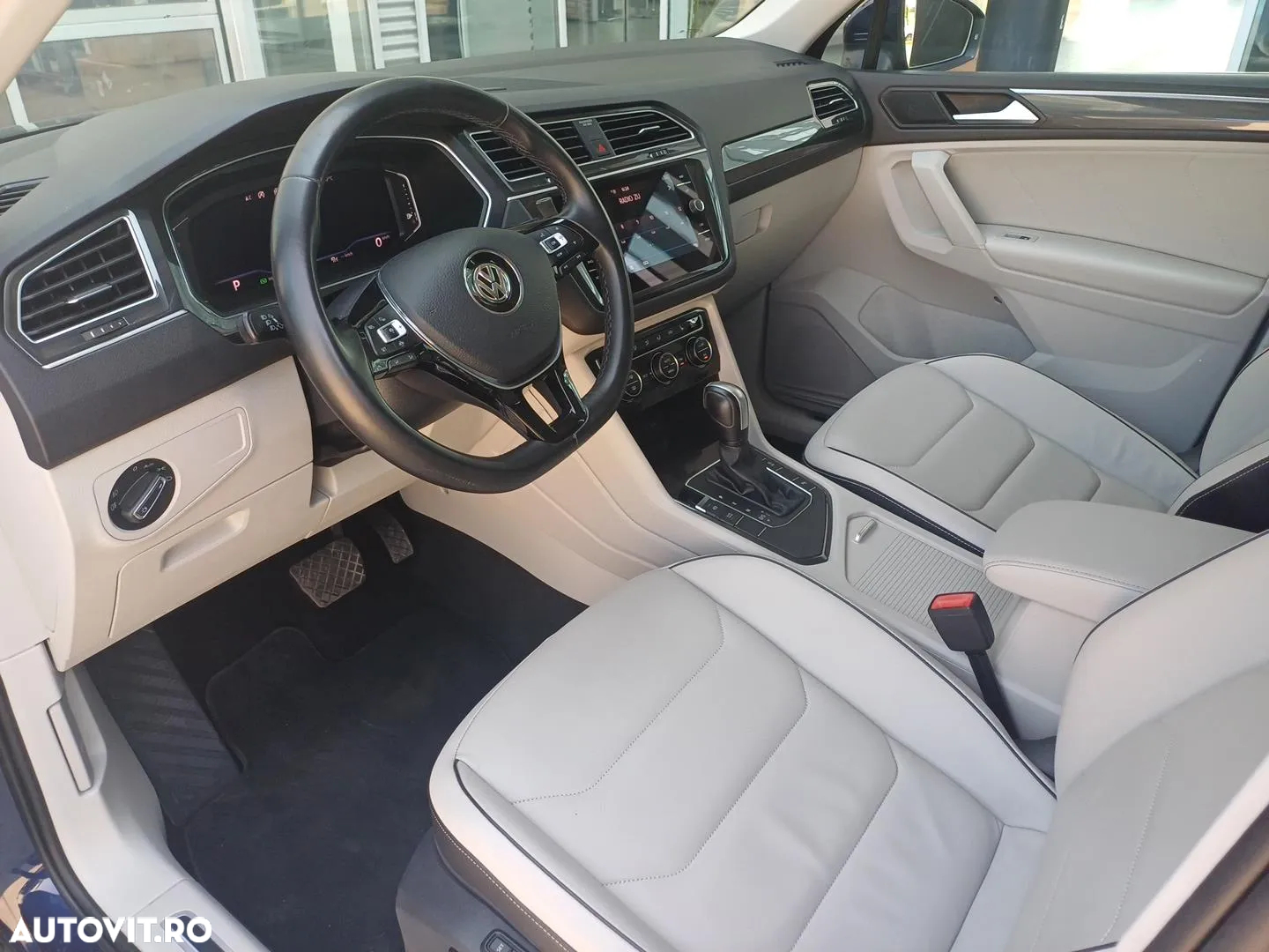 Volkswagen Tiguan 2.0 TDI DSG Advanced - 11