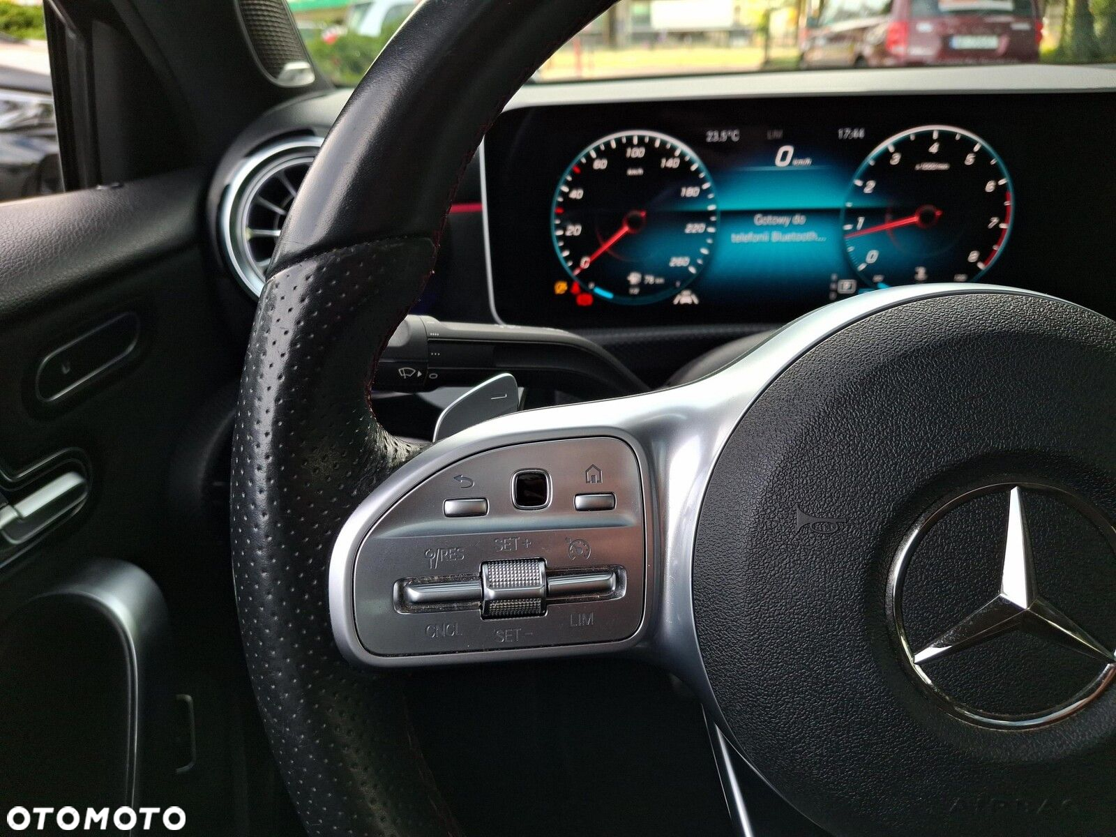 Mercedes-Benz Klasa A 200 7G-DCT Edition 1 - 14