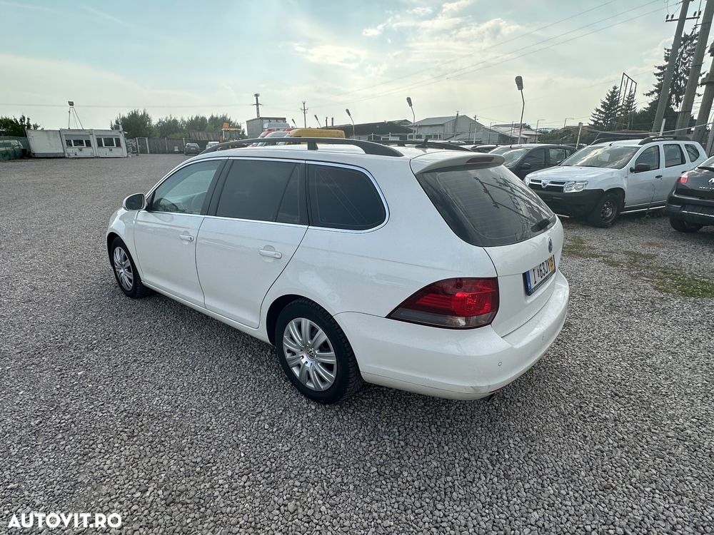 Volkswagen Golf 1.6 TDI DPF BMT Comfortline - 10