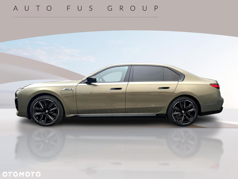 BMW Seria 7 M760e PHEV xDrive sport - 3