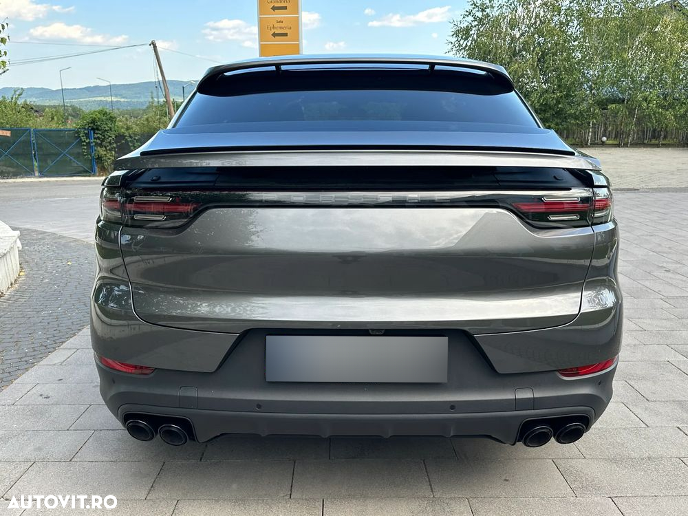 Porsche Cayenne Coupe S - 2