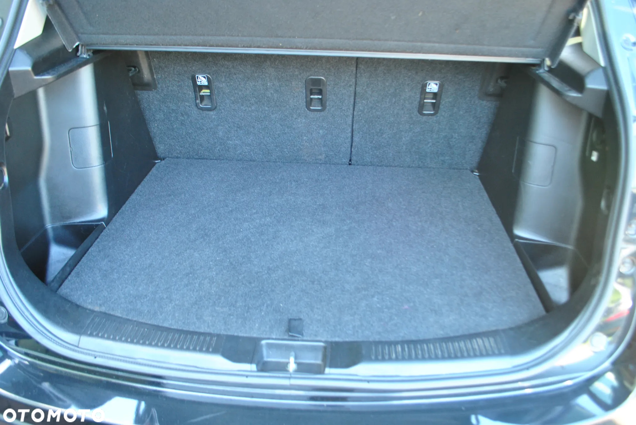 Suzuki SX4 S-Cross 1.4 T Premium - 25