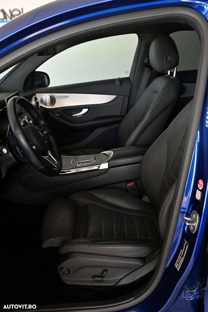 Mercedes-Benz GLC Coupe 300 4Matic 9G-TRONIC Exclusive - 29