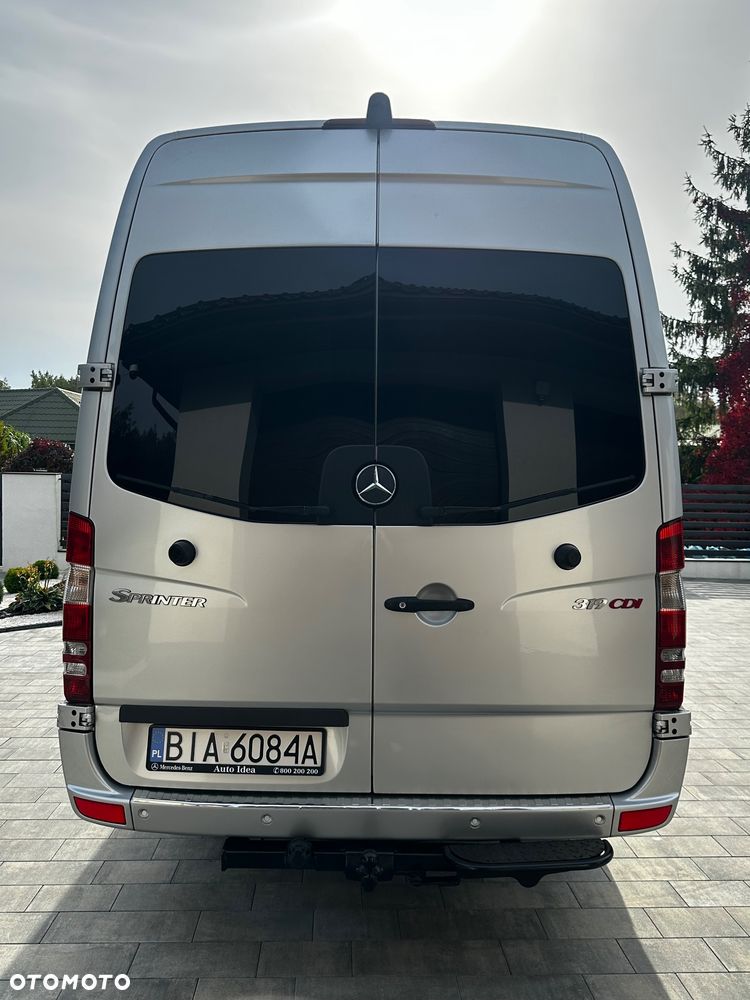 Mercedes-Benz Sprinter - 6