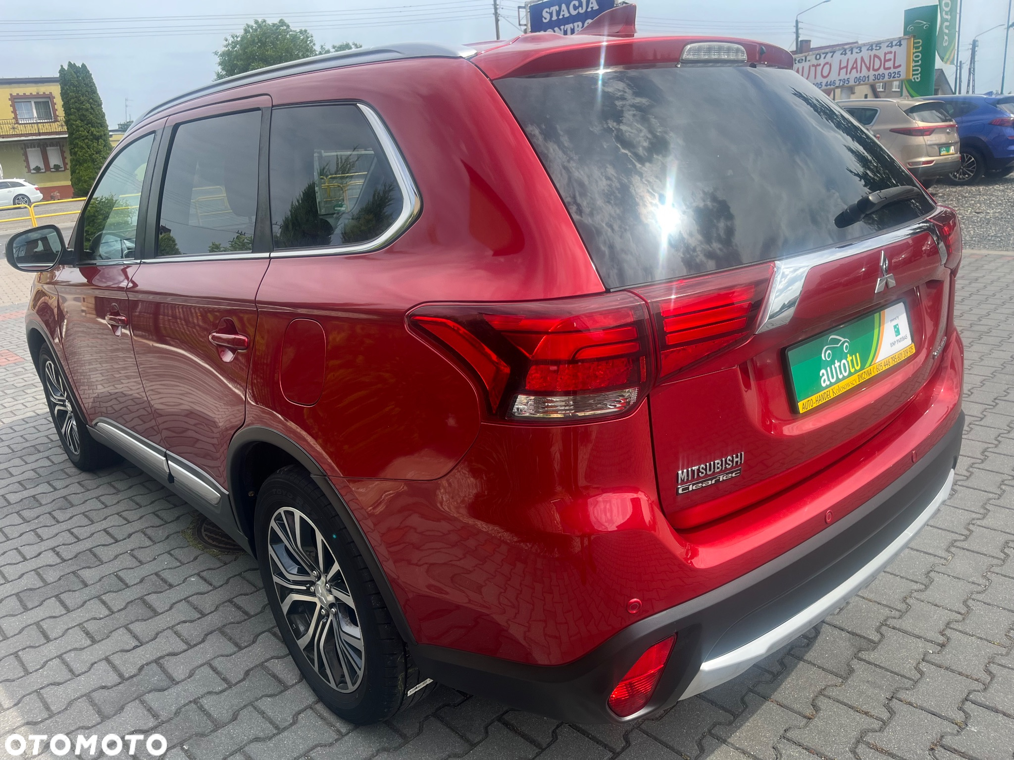 Mitsubishi Outlander 2.0 2WD CVT Diamant Edition+ - 26