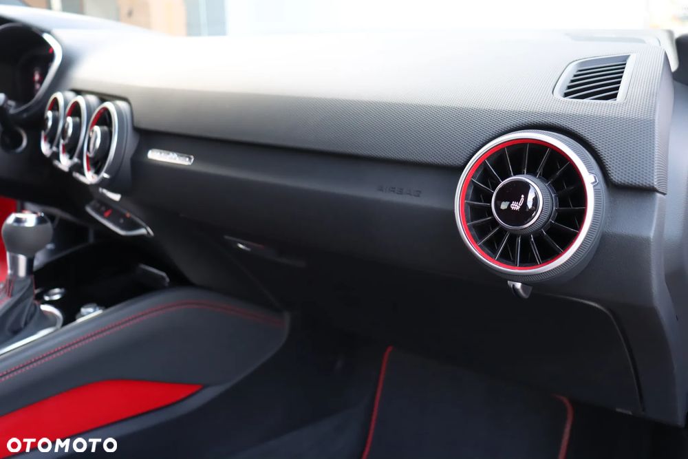 Audi TT Coupé - 26