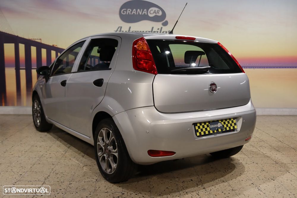 Fiat Punto 1.3 M-Jet Lounge S&S - 3