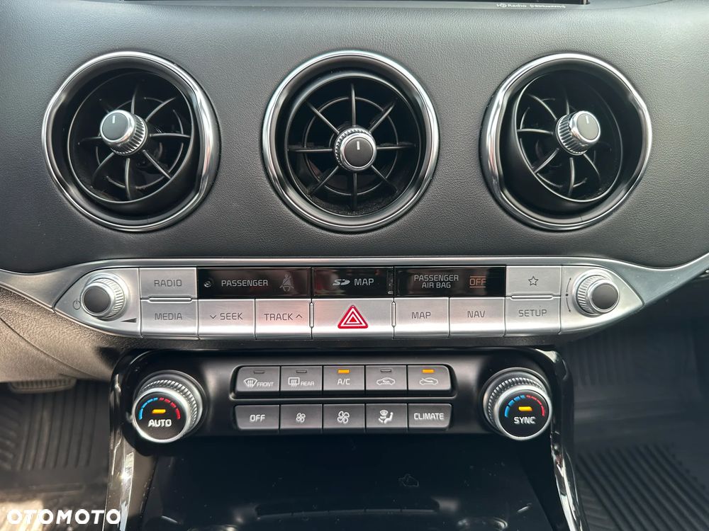 Kia Stinger 2.0 T-GDI L - 33