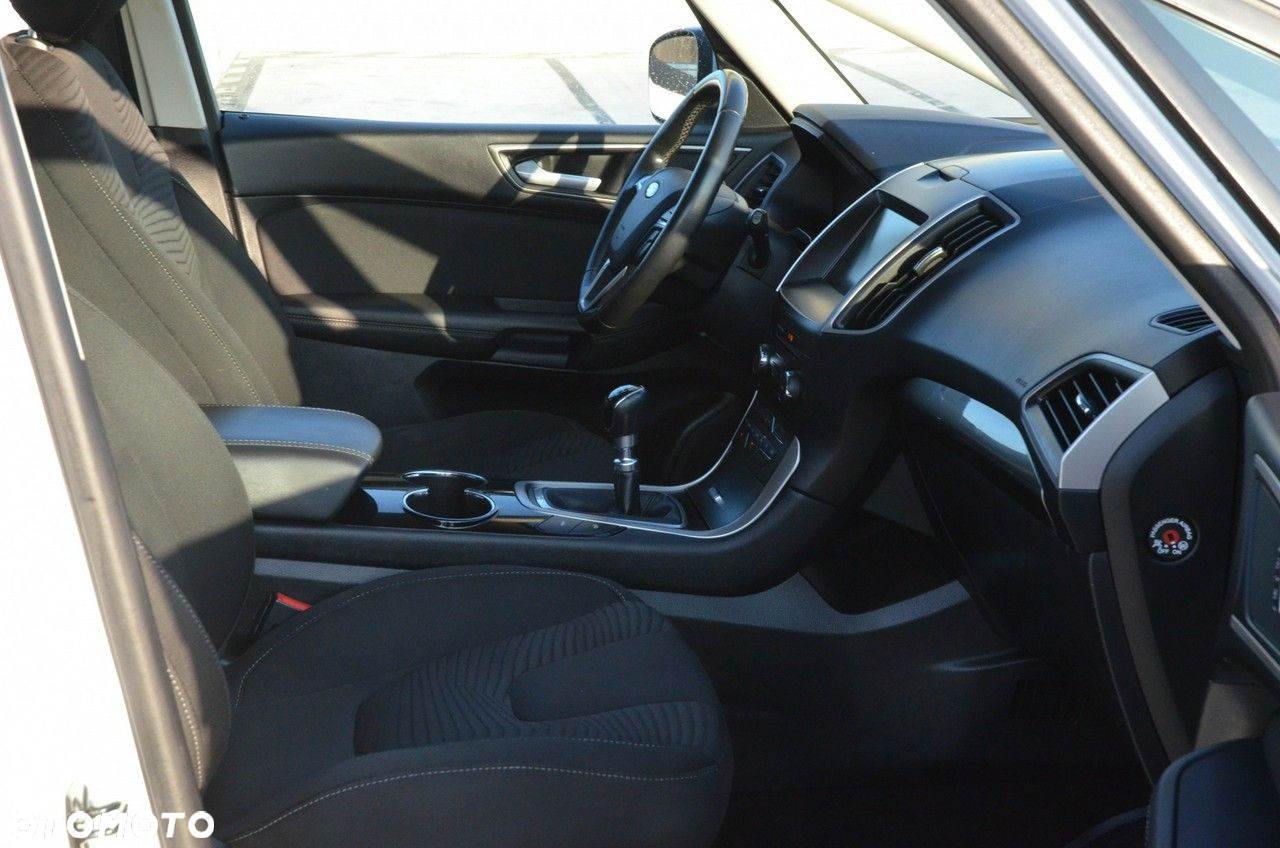 Ford S-Max 2.0 TDCi Titanium - 27